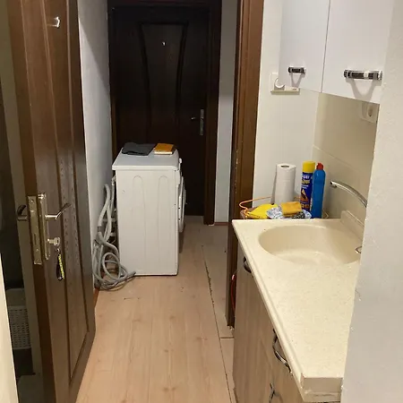 Uzun Lägenhet